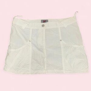Chic White Women's Skirt